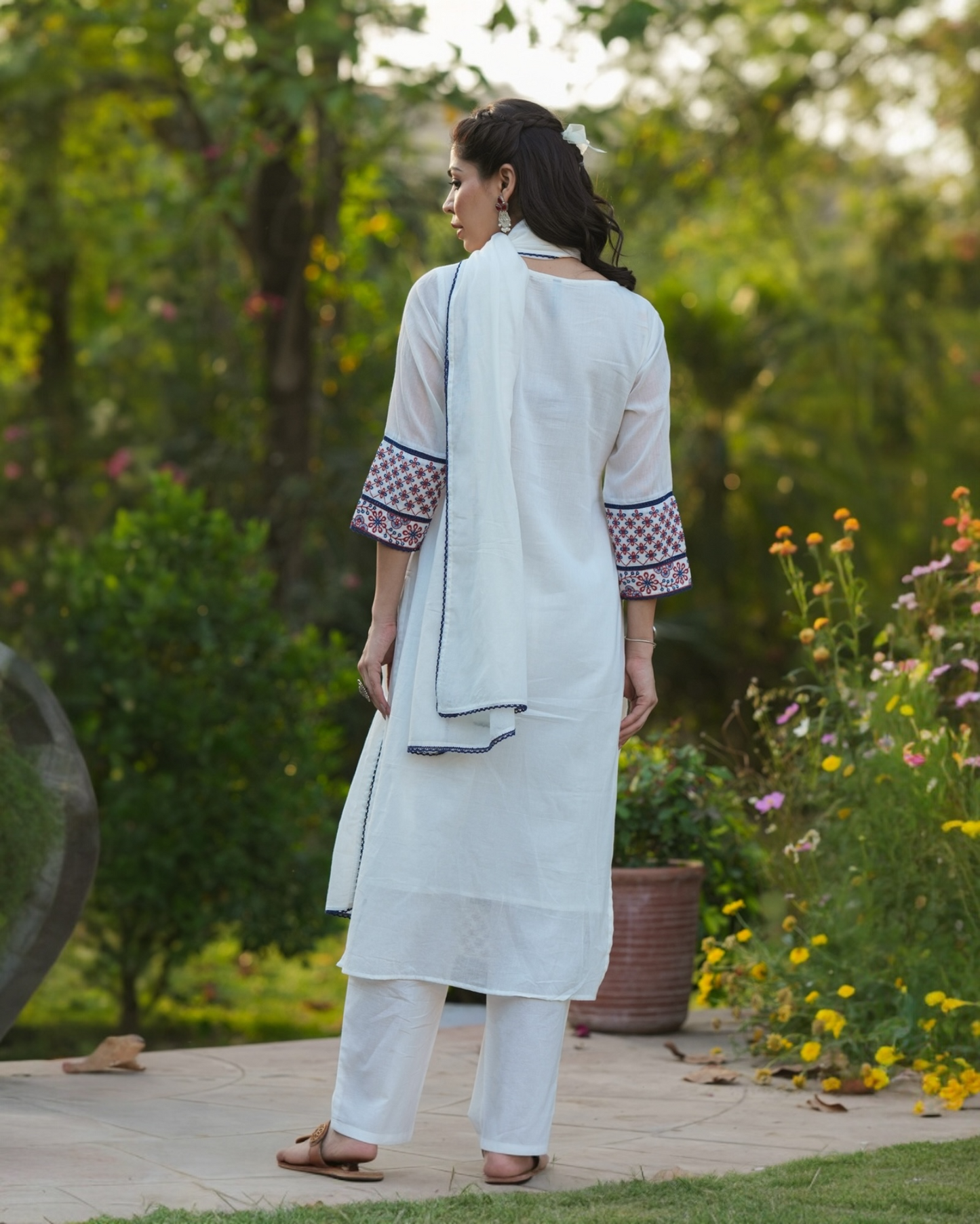 White Breeze Blues Embroidered Kurta Set for Women – Parrii
