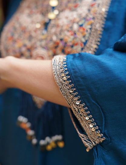 Blue mirage kaftan | Parrii
