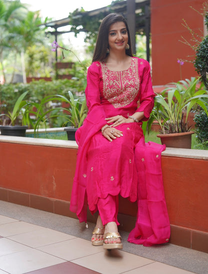 Aira Rani Pink Festive Suit Set with Embroidery & Dupatta | PARRII