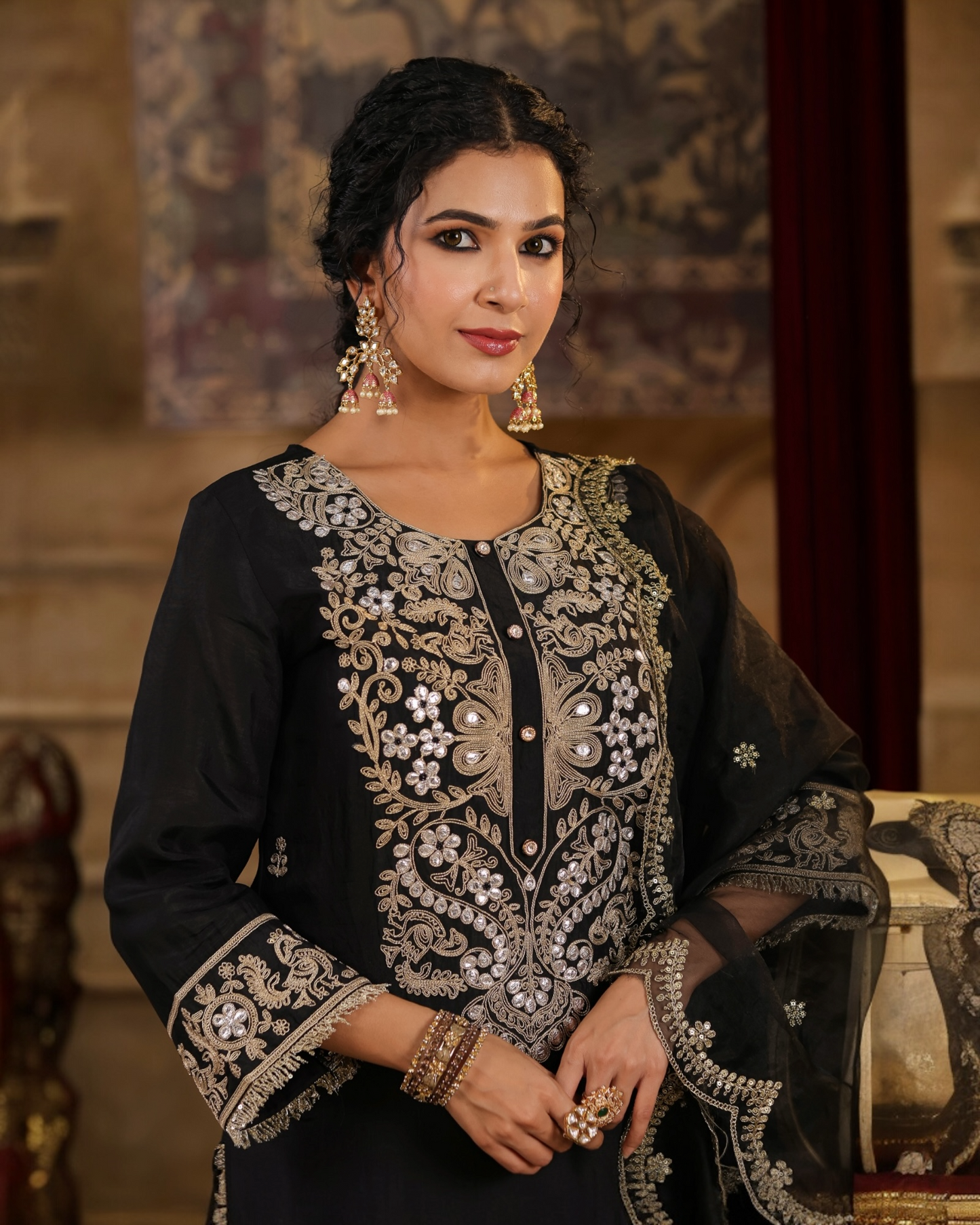 Parrii Ruh-e-Kala black embroidered kurta set with dupatta for women
