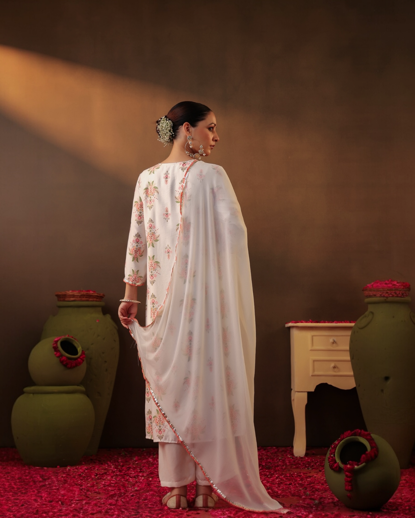 Chandini White Floral Suit Set with Embroidery & Dupatta – Parrii