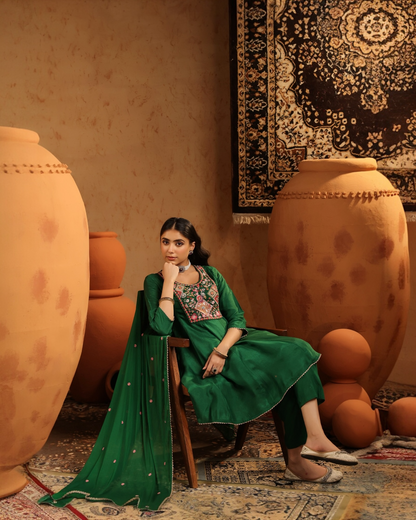 Zara Sa Hara Green Embroidered Anarkali Set with Dupatta – Parrii