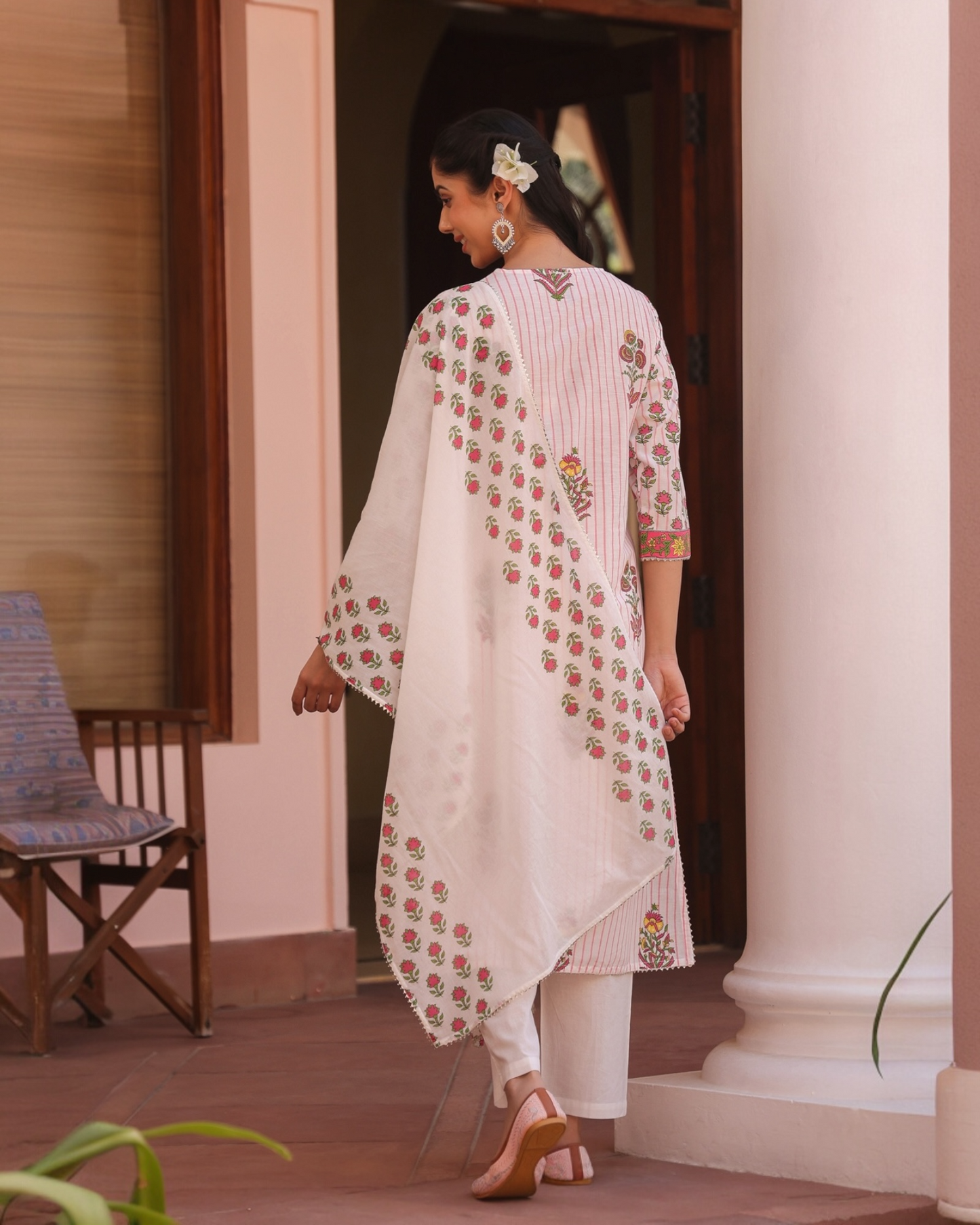 Chhavi off-White Floral Printed Cotton Salwar Suit with Dupatta for Women