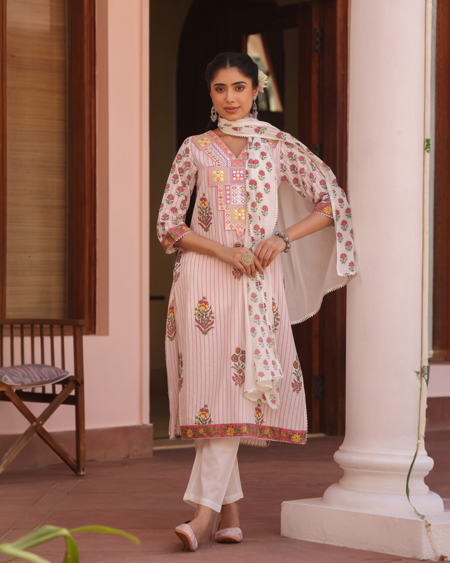 Chhavi off-White Floral Printed Cotton Salwar Suit with Dupatta for Women