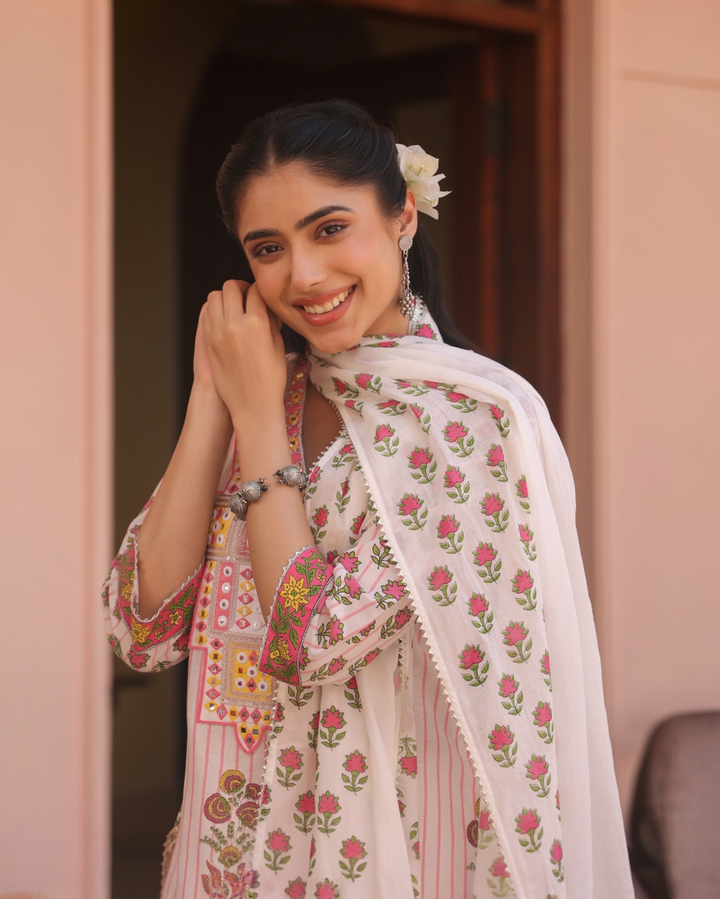 Chhavi off-White Floral Printed Cotton Salwar Suit with Dupatta for Women
