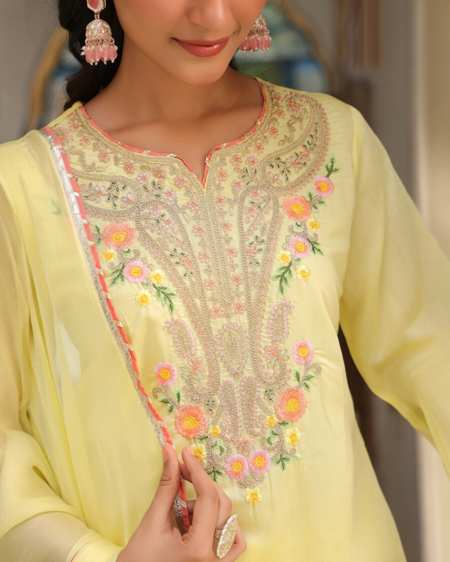 Halki Peeli Chanderi Kurta Set with Floral Embroidery | PARRII